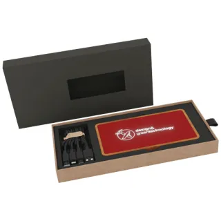 Scx.design P36 5000 Mah:n Valaistuva Langaton Varavirtalähde Keskipunainen / Puu