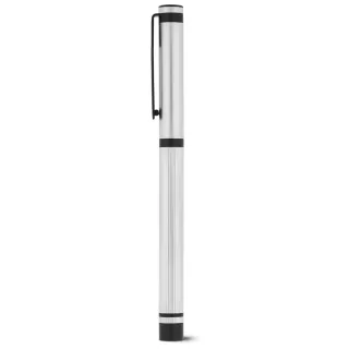 Stain. Metallirulla Ja Ruostumattomasta Teräksestä Valmistettu Klipsi Satiinihopea